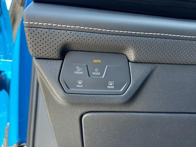 new 2025 Volkswagen Atlas car, priced at $50,929