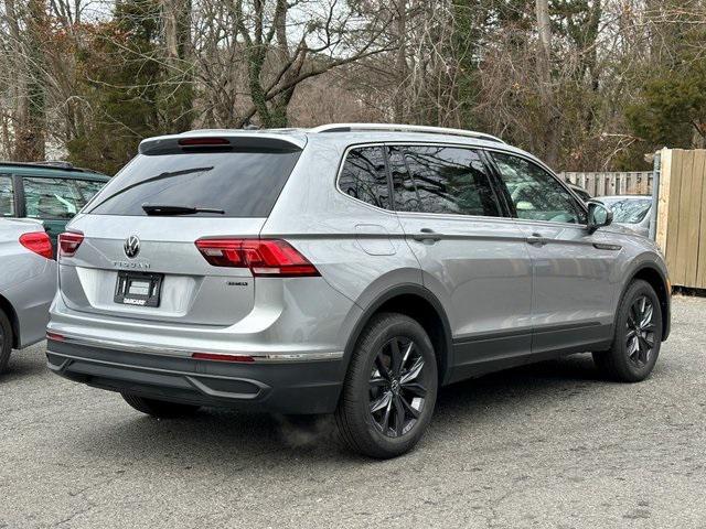 new 2024 Volkswagen Tiguan car, priced at $32,296