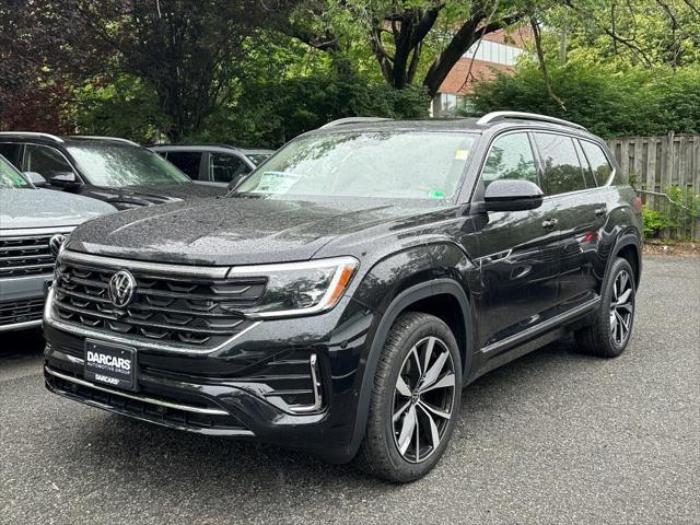 new 2025 Volkswagen Atlas car, priced at $52,668