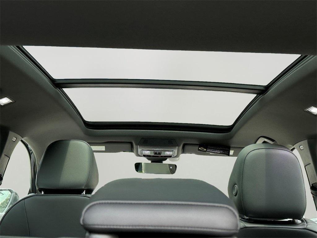 new 2025 Volkswagen Tiguan car, priced at $36,722