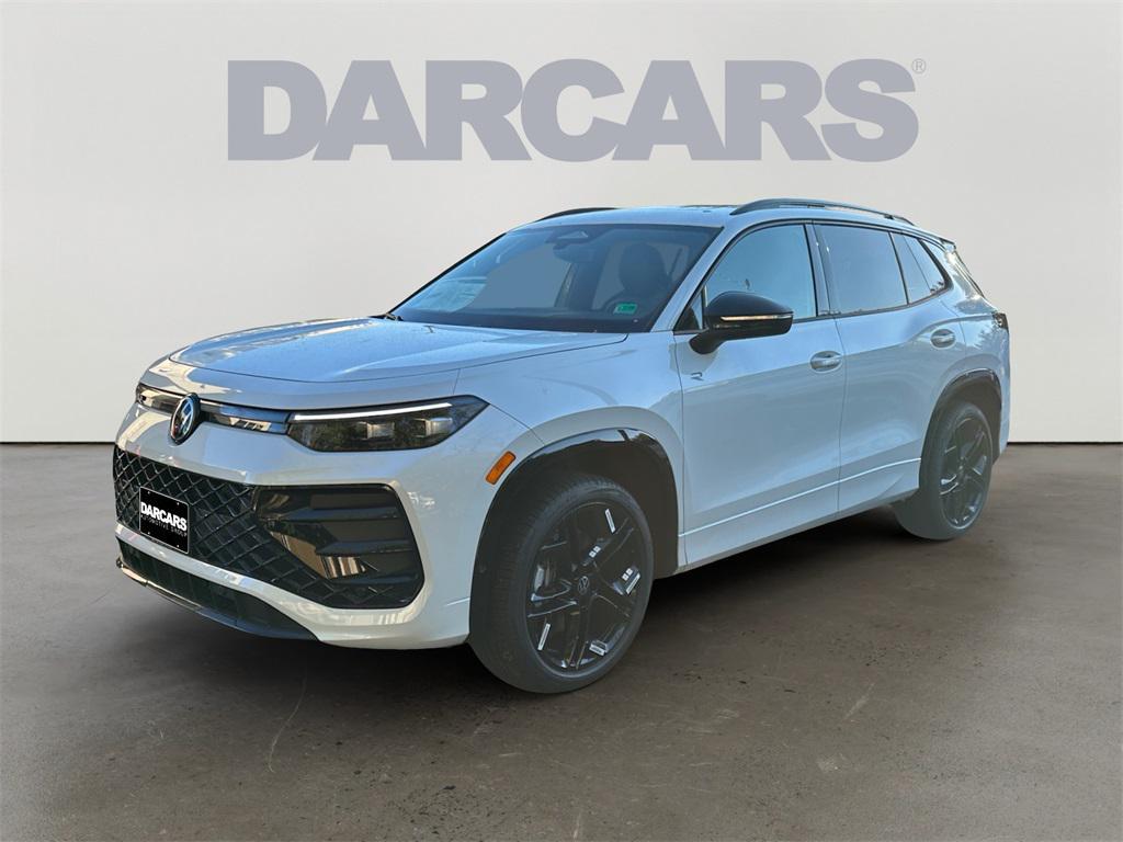 new 2025 Volkswagen Tiguan car, priced at $37,853