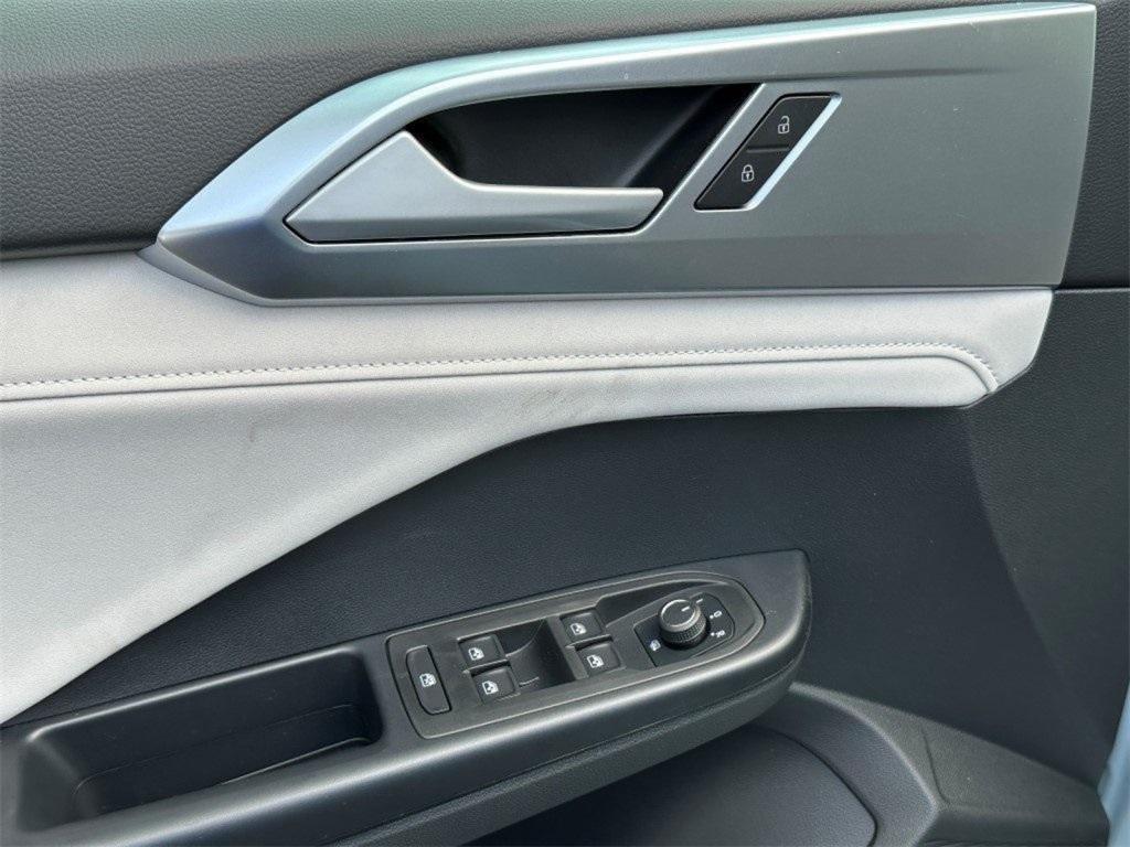 new 2025 Volkswagen Taos car, priced at $31,906