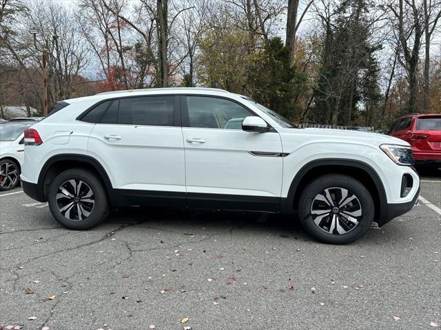 new 2024 Volkswagen Atlas Cross Sport car, priced at $35,066