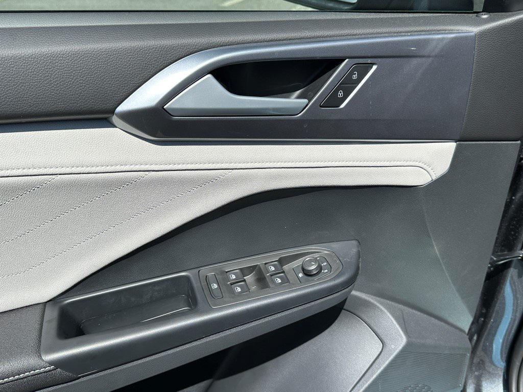 new 2025 Volkswagen Taos car, priced at $35,874