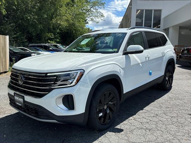 new 2024 Volkswagen Atlas car, priced at $41,765