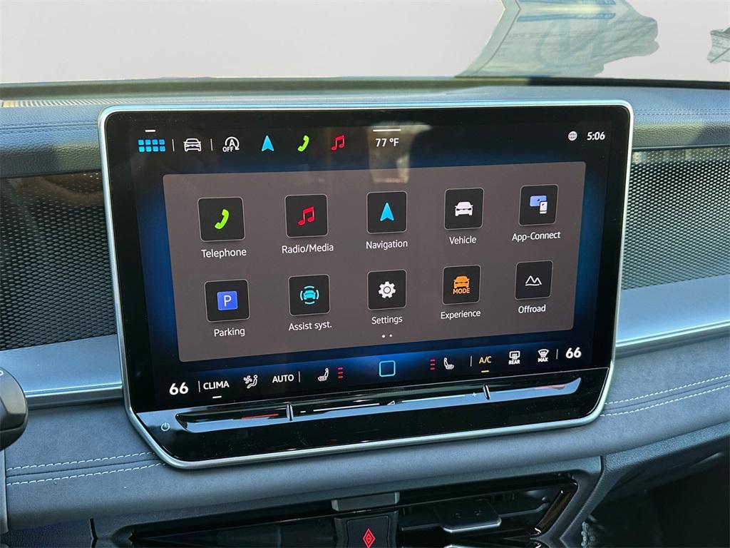 new 2025 Volkswagen Tiguan car, priced at $37,853