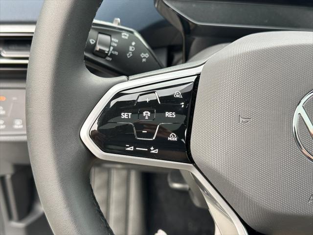 new 2025 Volkswagen ID.4 car, priced at $53,361