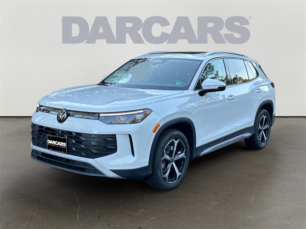 new 2025 Volkswagen Tiguan car, priced at $33,144
