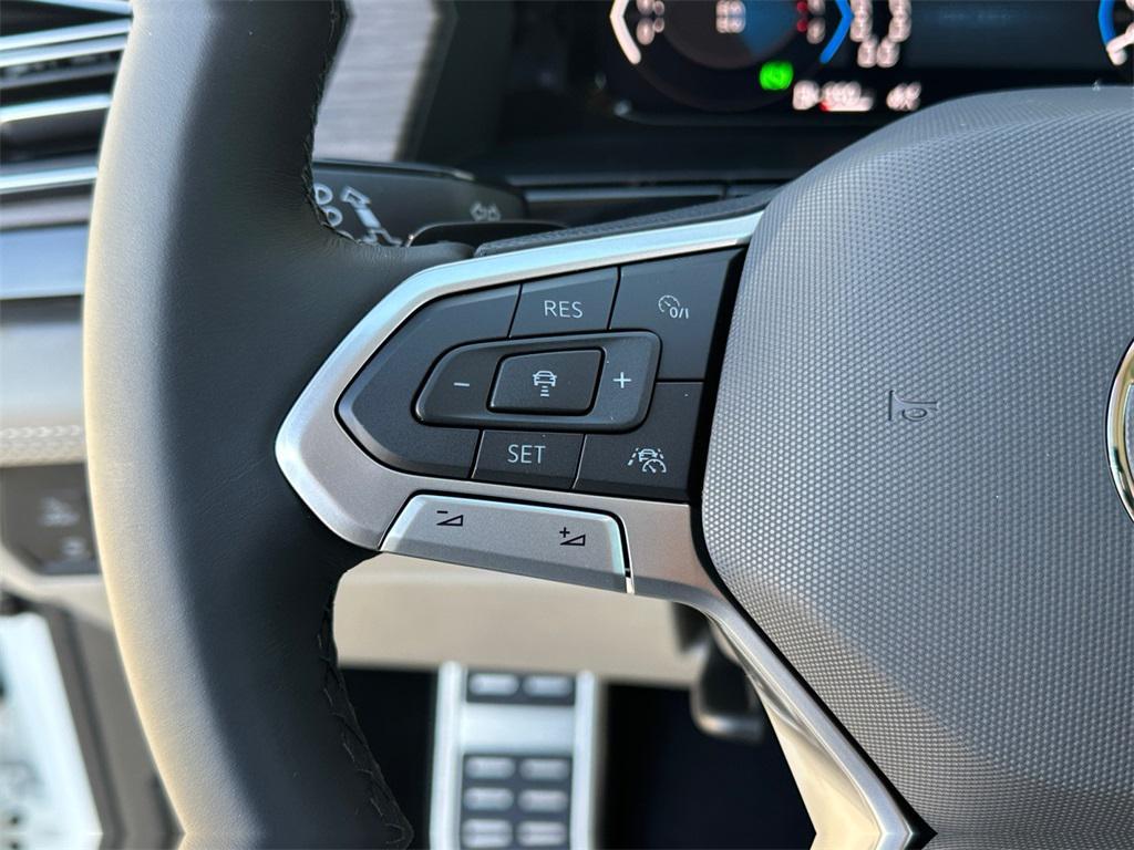 new 2026 Volkswagen Atlas car, priced at $56,428