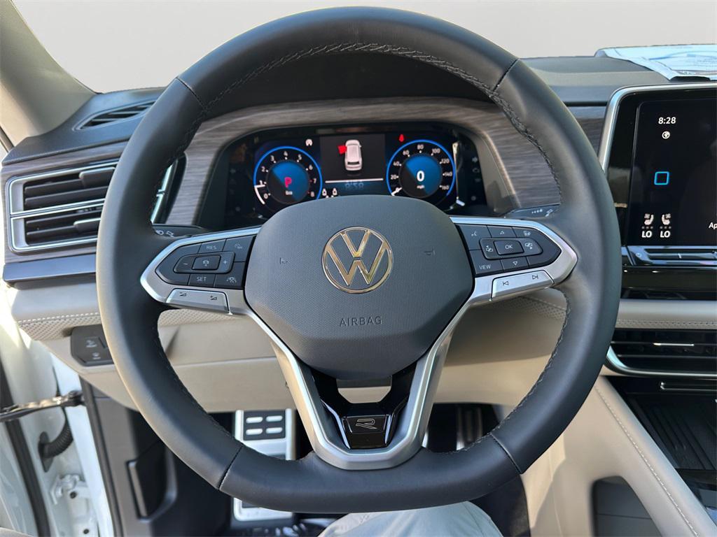 new 2026 Volkswagen Atlas car, priced at $56,428