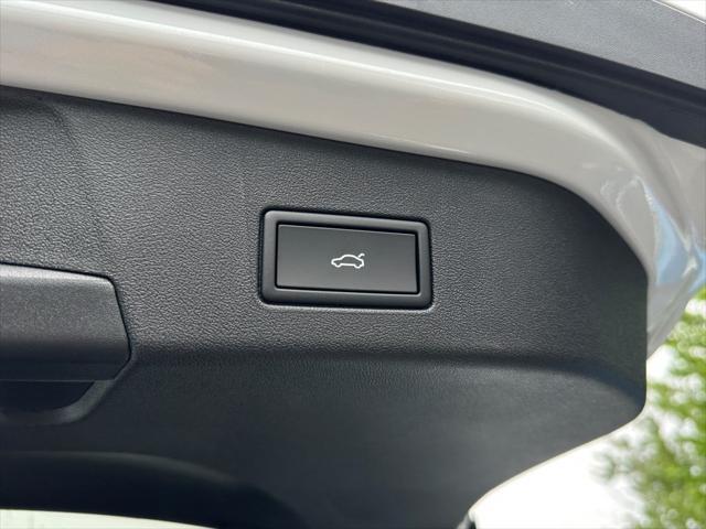 new 2025 Volkswagen ID.4 car, priced at $50,265