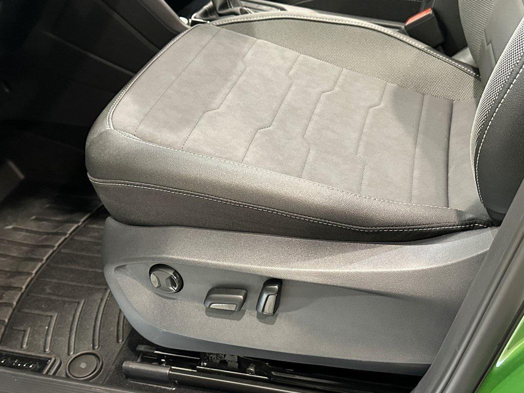 new 2025 Volkswagen Taos car, priced at $33,553