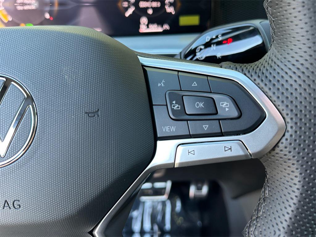 new 2025 Volkswagen Tiguan car, priced at $38,220