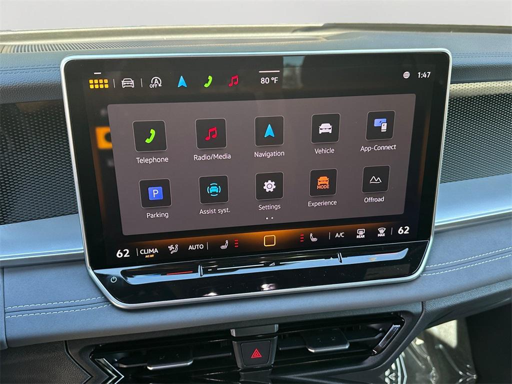 new 2025 Volkswagen Tiguan car, priced at $38,220