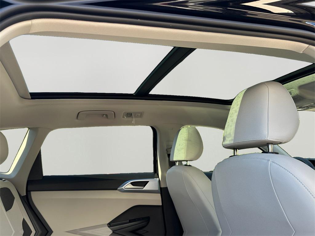 new 2025 Volkswagen Taos car, priced at $30,850