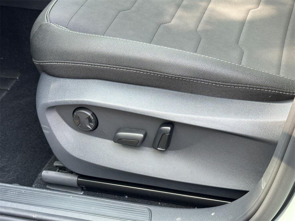 new 2025 Volkswagen Taos car, priced at $33,053