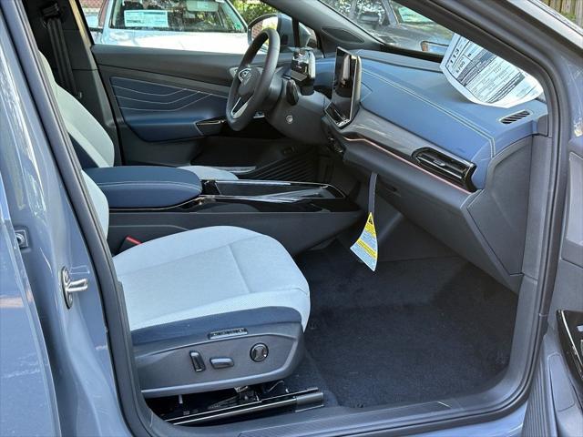 new 2025 Volkswagen ID.4 car, priced at $45,656