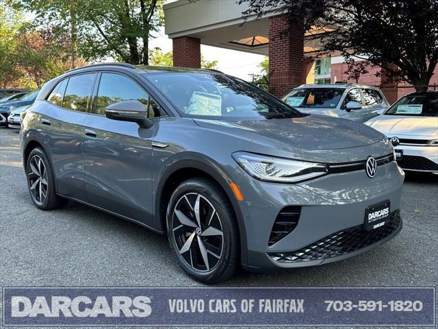 new 2025 Volkswagen ID.4 car, priced at $45,656