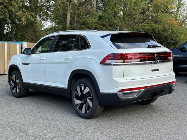 new 2024 Volkswagen Atlas Cross Sport car, priced at $46,042