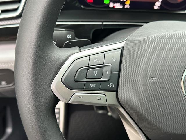 new 2025 Volkswagen Atlas car, priced at $45,334