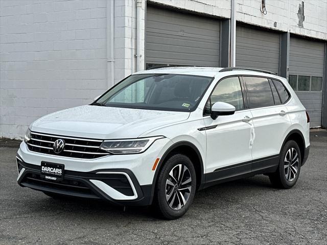 new 2024 Volkswagen Tiguan car, priced at $27,674