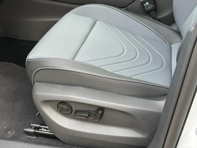 new 2025 Volkswagen Tiguan car, priced at $40,336