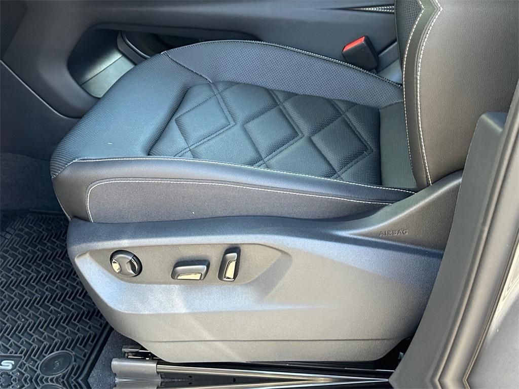 new 2026 Volkswagen Atlas car, priced at $45,743