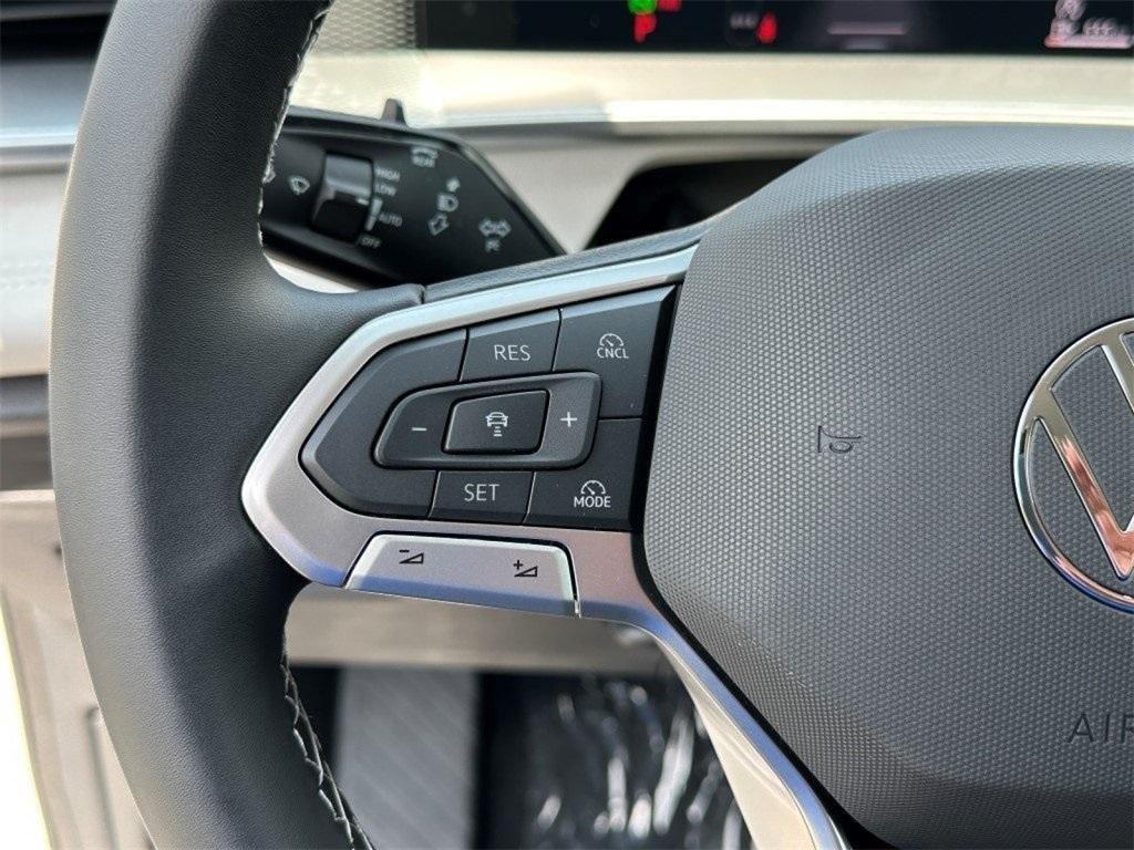 new 2025 Volkswagen Tiguan car, priced at $31,130