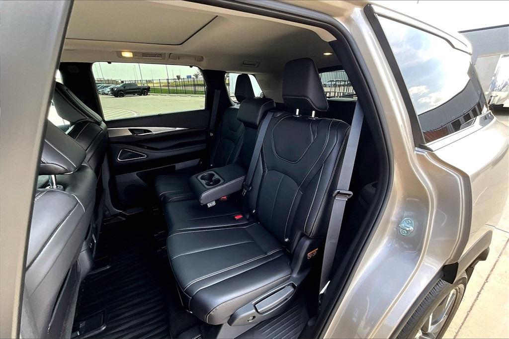 new 2025 INFINITI QX60 car, priced at $59,610