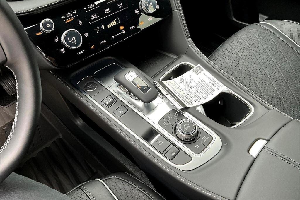 new 2025 INFINITI QX60 car, priced at $69,550