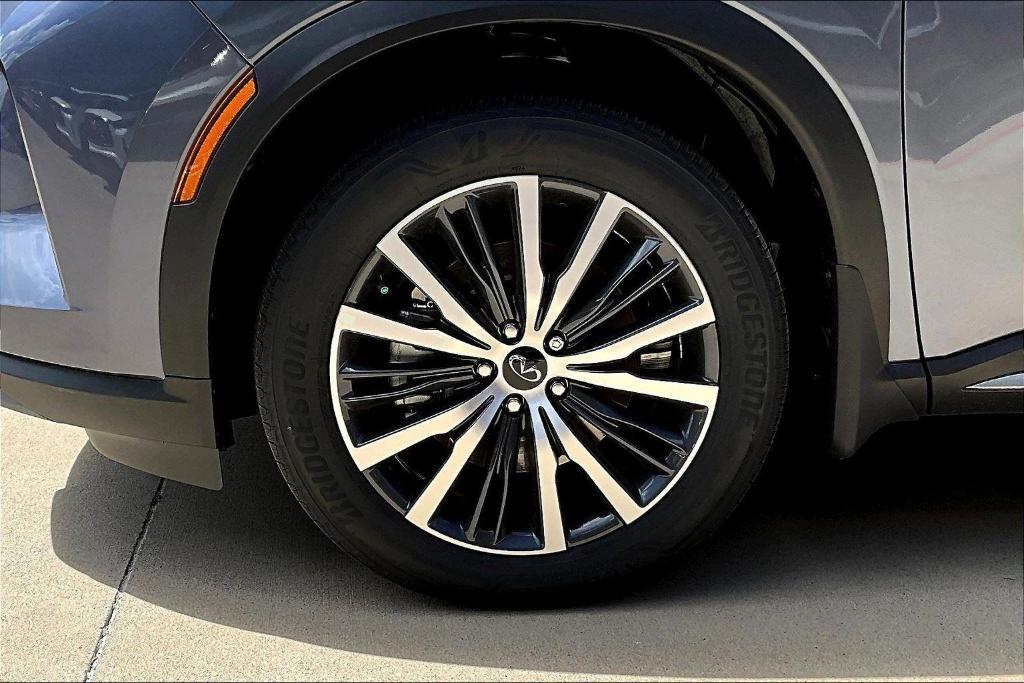 new 2025 INFINITI QX60 car, priced at $69,550