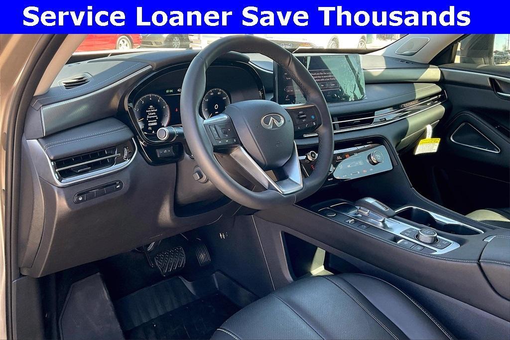 used 2025 INFINITI QX60 car, priced at $50,000