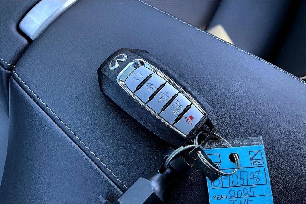 used 2025 INFINITI QX55 car, priced at $43,000