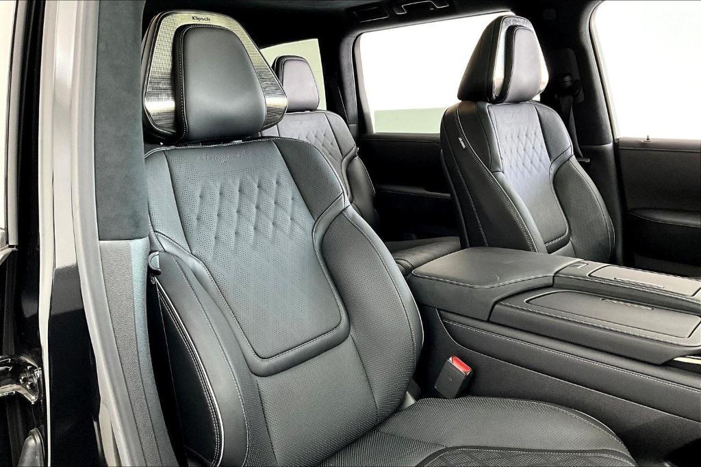 used 2025 INFINITI QX80 car, priced at $91,000