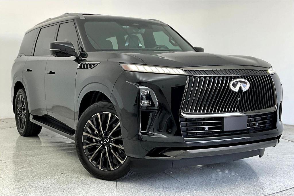 used 2025 INFINITI QX80 car, priced at $91,000