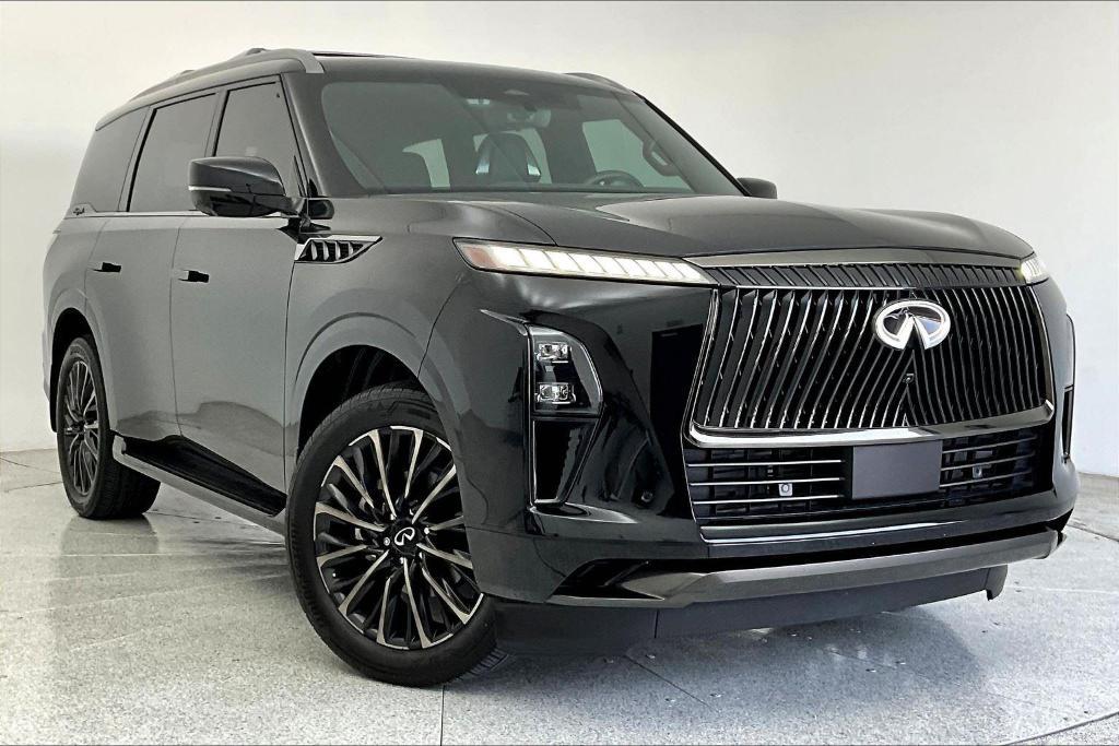 used 2025 INFINITI QX80 car, priced at $93,500