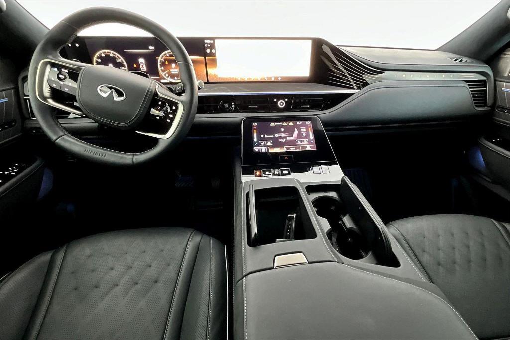 used 2025 INFINITI QX80 car, priced at $91,000