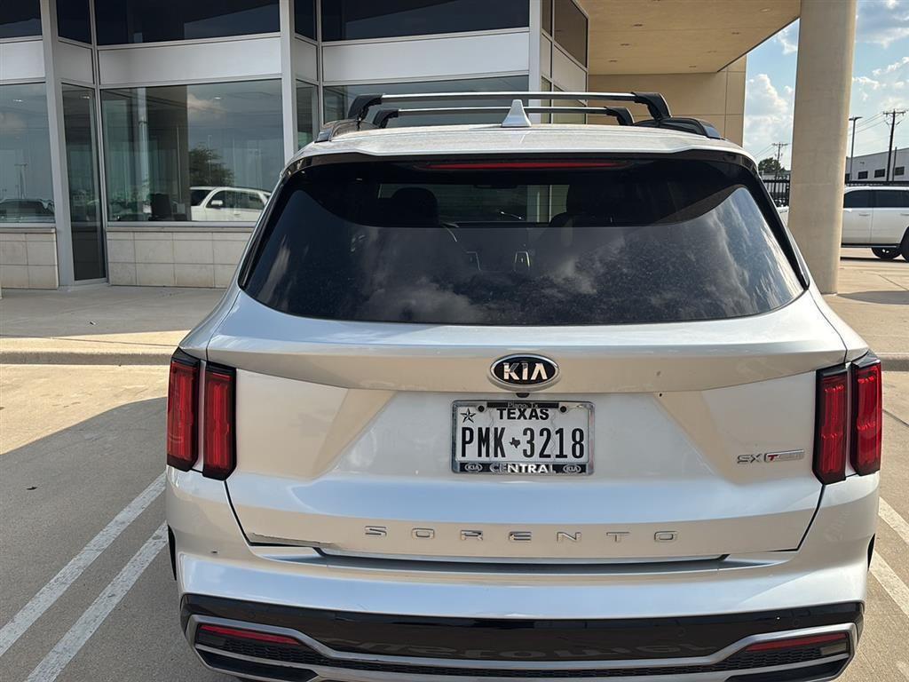 used 2021 Kia Sorento car, priced at $24,643