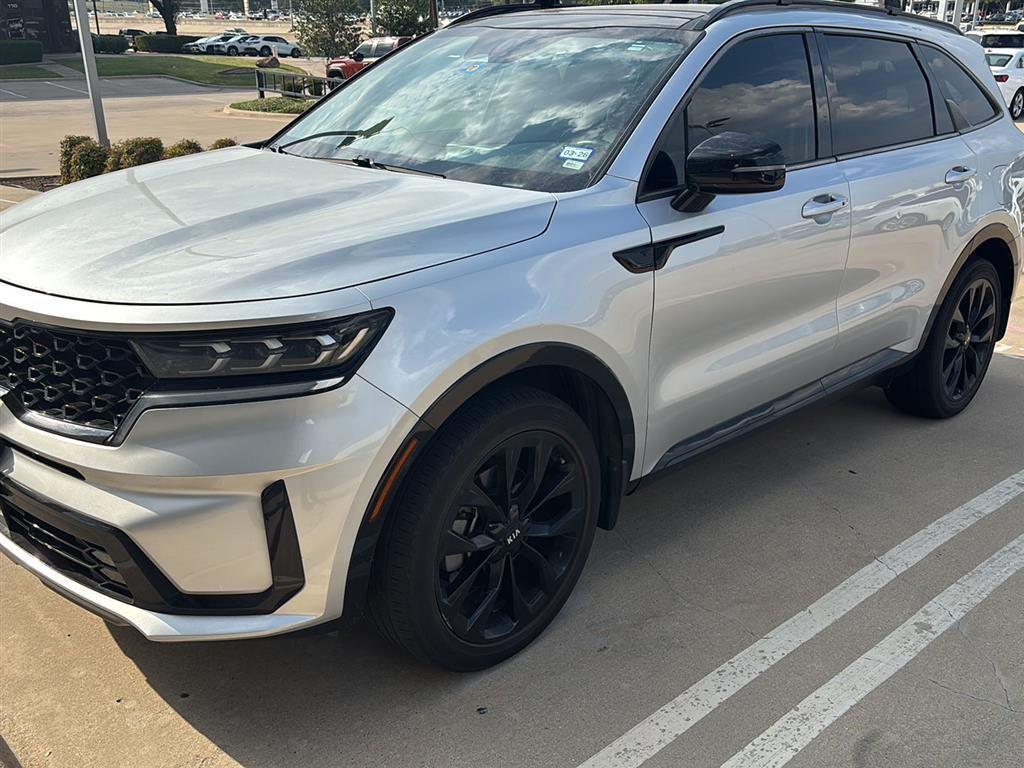 used 2021 Kia Sorento car, priced at $24,643