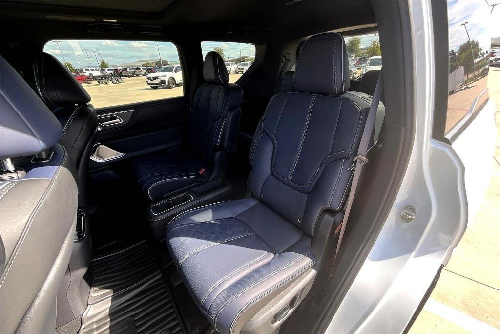new 2026 INFINITI QX80 car, priced at $106,525