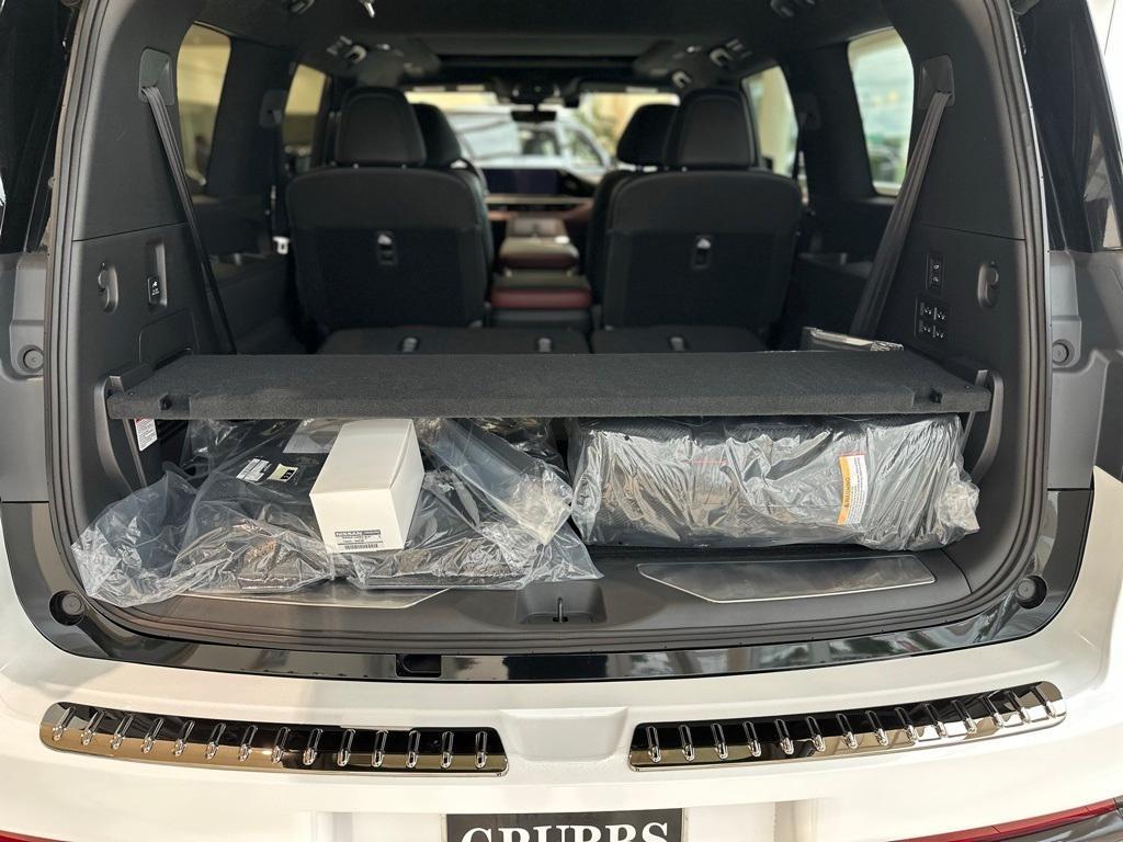new 2025 INFINITI QX80 car, priced at $111,235