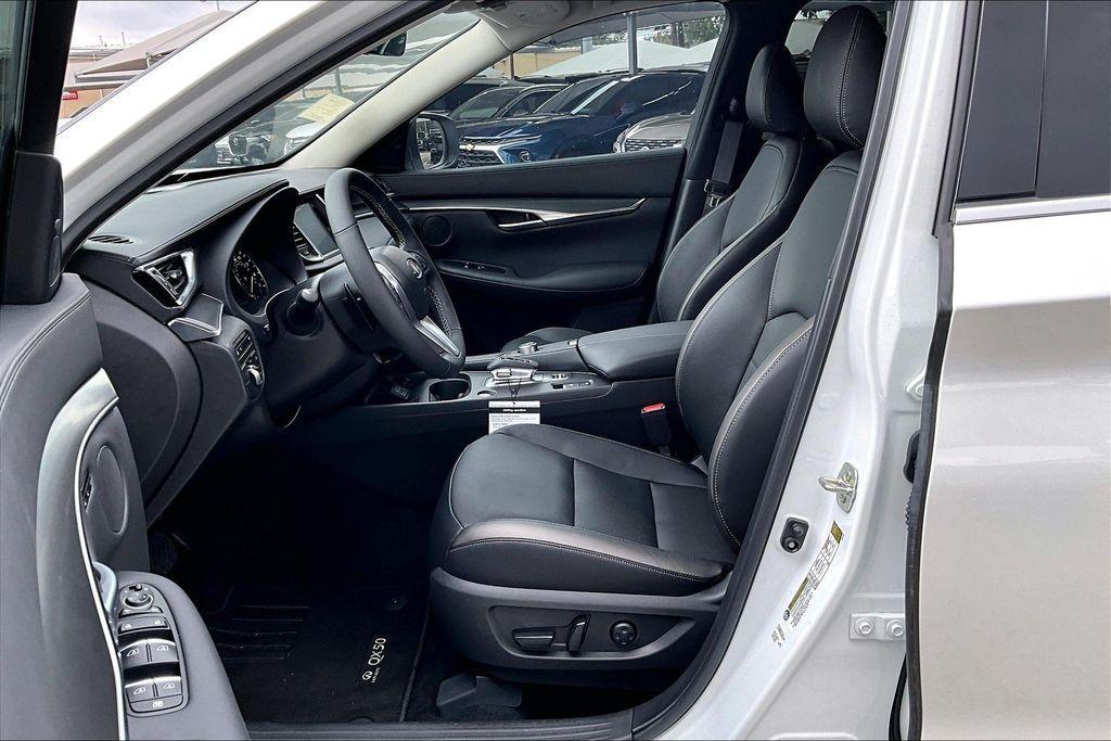 new 2025 INFINITI QX50 car, priced at $49,400