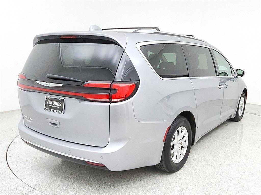 used 2021 Chrysler Pacifica car, priced at $16,400