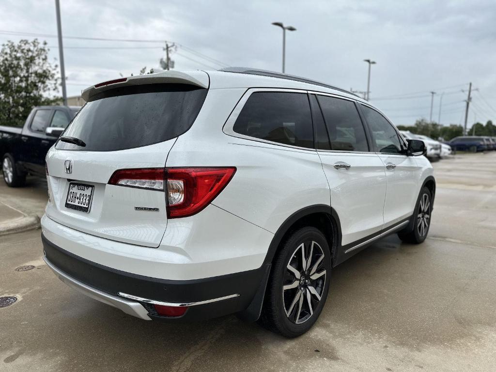 used 2022 Honda Pilot car, priced at $29,000