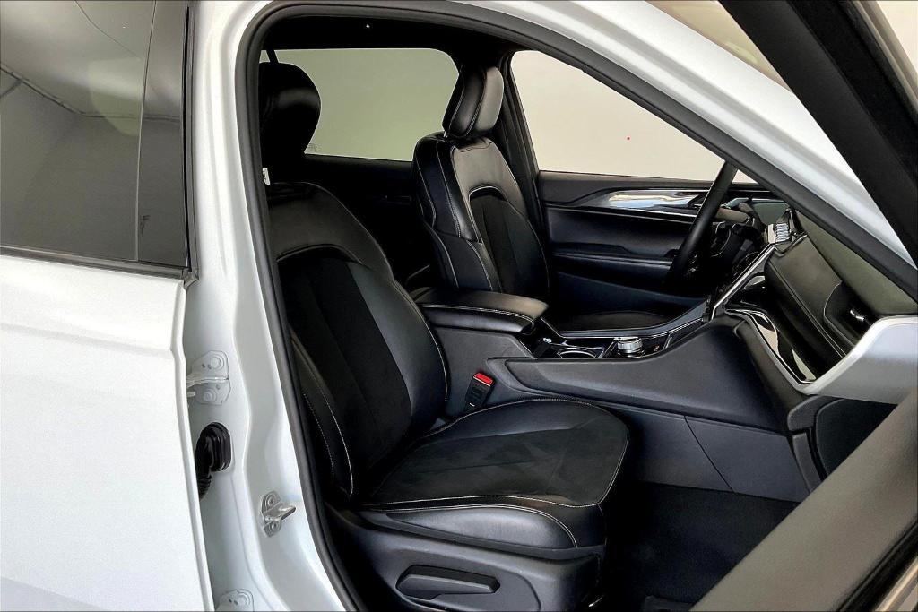 used 2022 Jeep Grand Cherokee L car, priced at $30,500