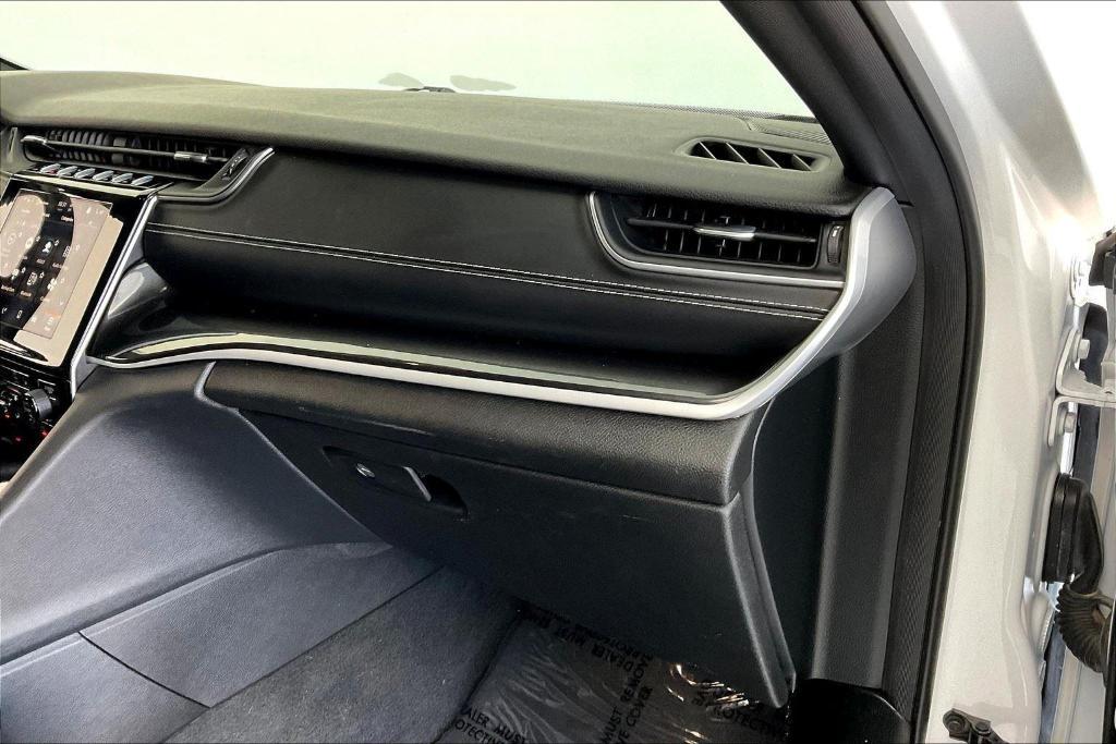 used 2022 Jeep Grand Cherokee L car, priced at $30,500
