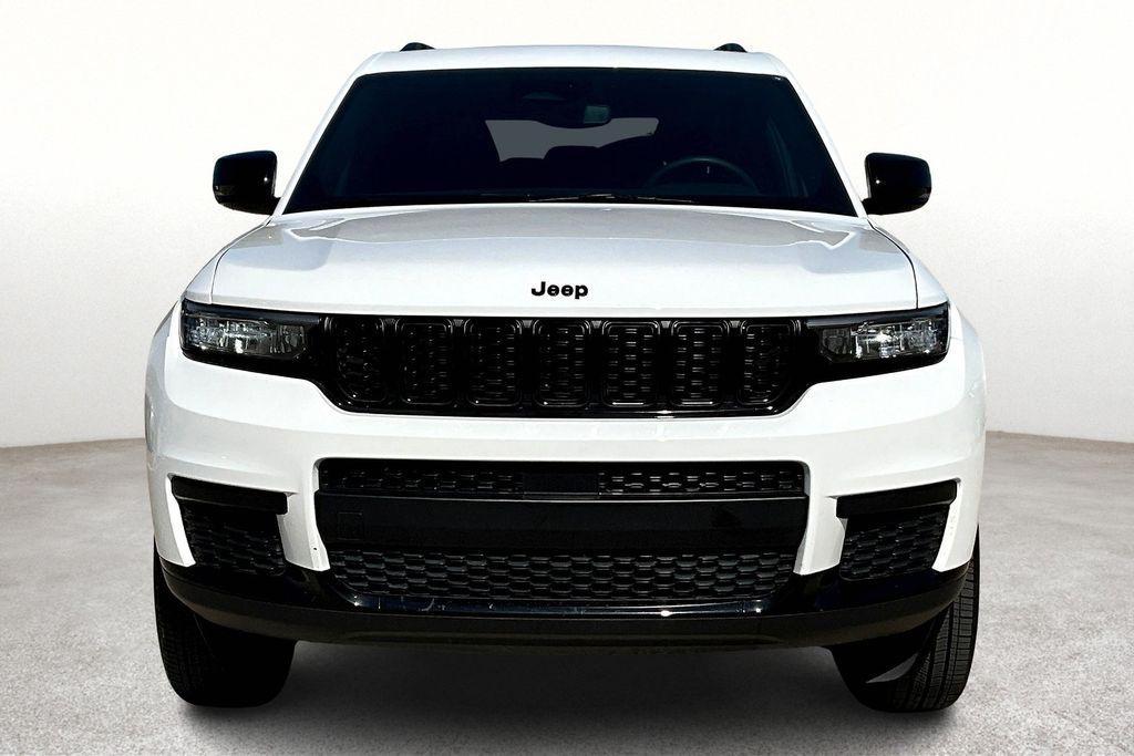 used 2024 Jeep Grand Cherokee L car, priced at $29,804