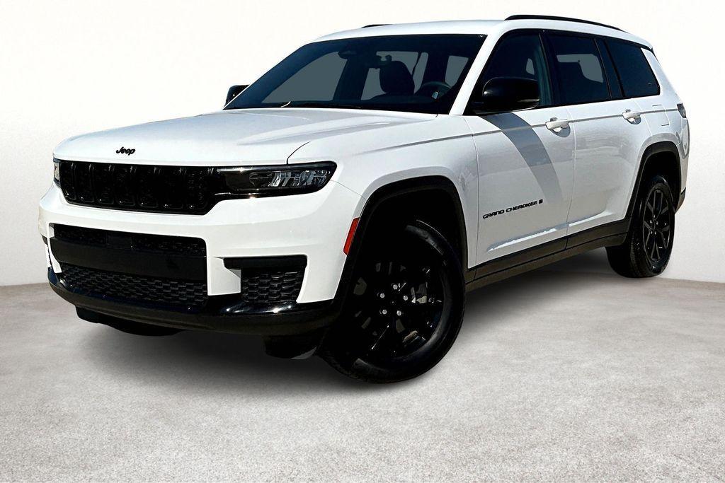 used 2024 Jeep Grand Cherokee L car, priced at $29,804