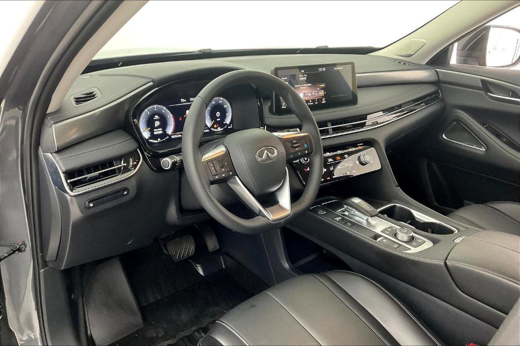 used 2025 INFINITI QX60 car, priced at $46,000
