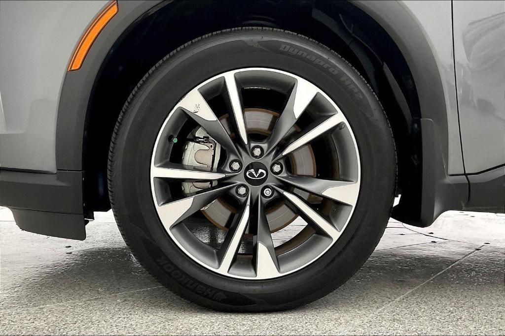 used 2025 INFINITI QX60 car, priced at $46,000